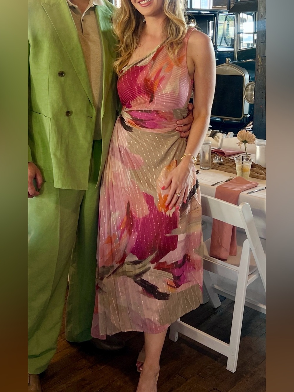 Socialite Pink Floral Pleated midi dress